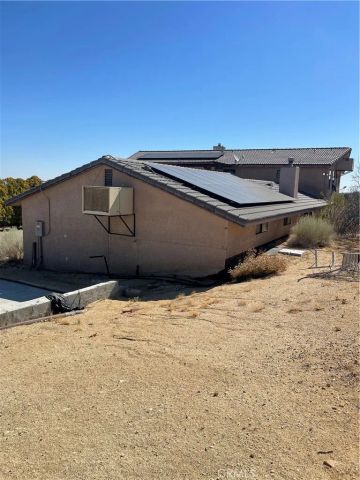 16102 E Avenue Y8, Llano, CA 93544