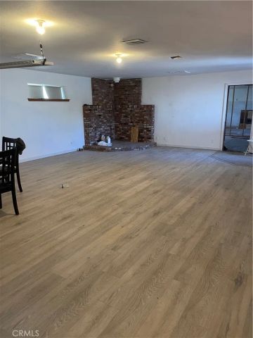 16102 E Avenue Y8, Llano, CA 93544