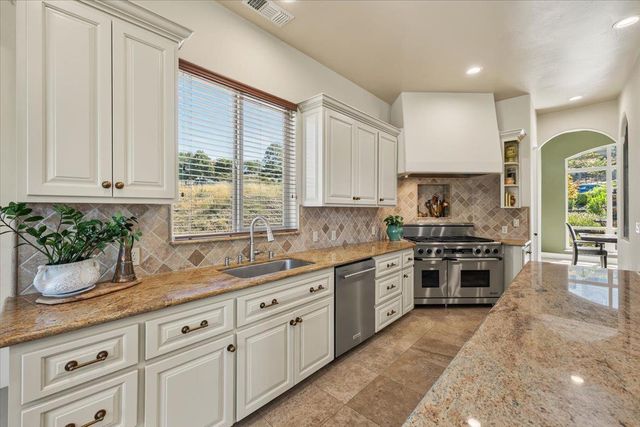 2156 Outrigger Dr, El Dorado Hills, CA 95762