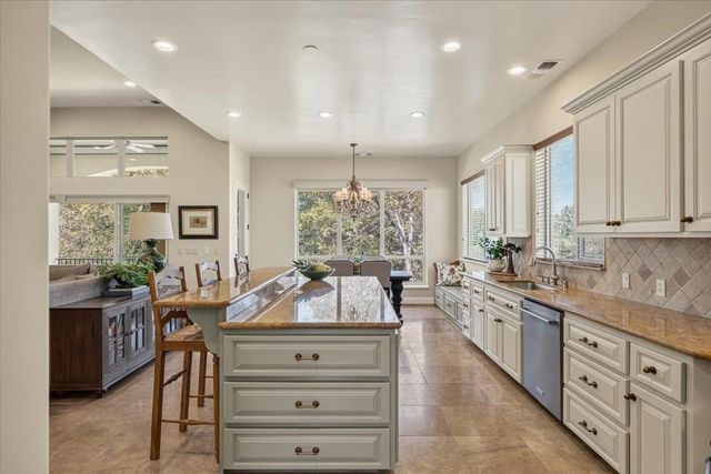 2156 Outrigger Dr, El Dorado Hills, CA 95762