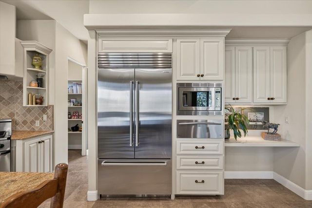 2156 Outrigger Dr, El Dorado Hills, CA 95762