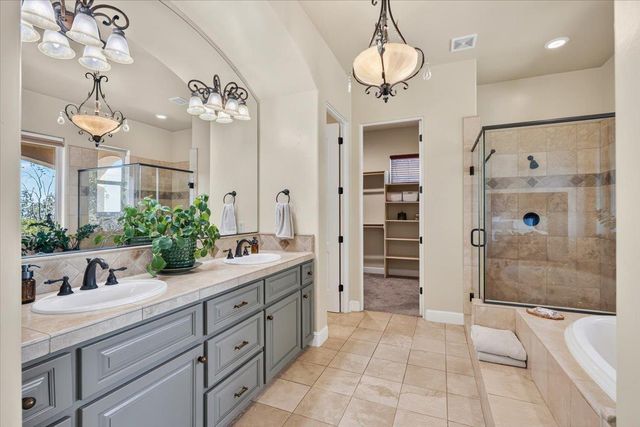 2156 Outrigger Dr, El Dorado Hills, CA 95762