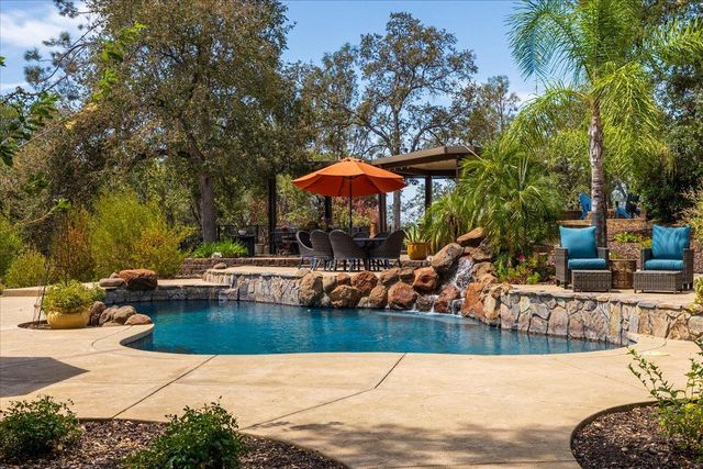 2156 Outrigger Dr, El Dorado Hills, CA 95762