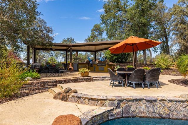 2156 Outrigger Dr, El Dorado Hills, CA 95762
