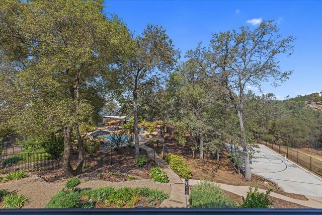 2156 Outrigger Dr, El Dorado Hills, CA 95762