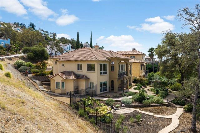 2156 Outrigger Dr, El Dorado Hills, CA 95762