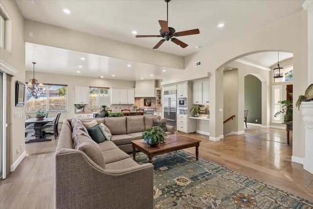 2156 Outrigger Dr, El Dorado Hills, CA 95762