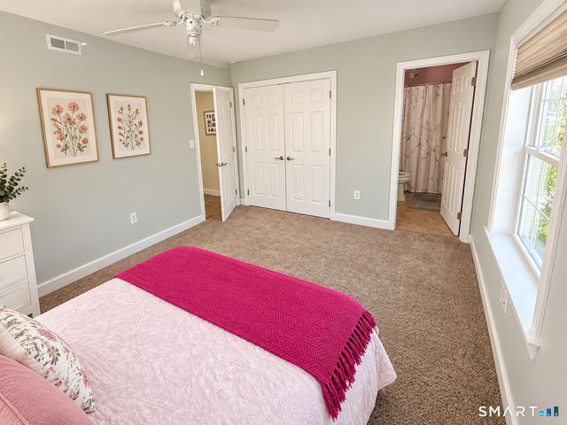16 Ardi Court 16, Newtown, CT 06482