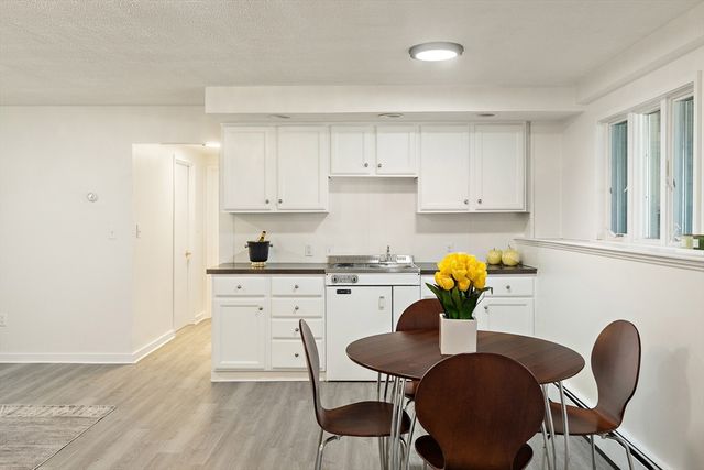 367 Newton St, Brookline, MA 02467