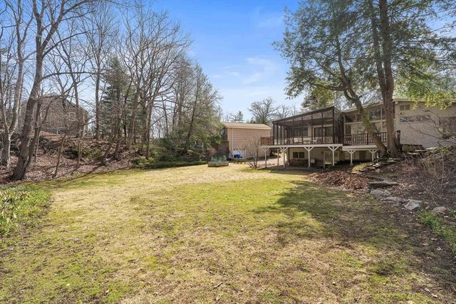 367 Newton St, Brookline, MA 02467