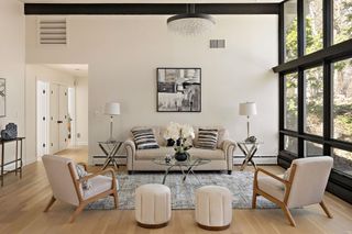 367 Newton St, Brookline, MA 02467