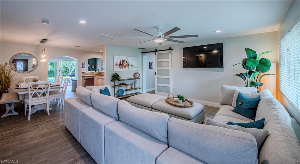 1385 Wisconsin DR, NAPLES, FL 34103 — photo 3