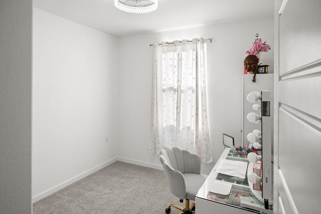 Image 12 of property listing at 3279 Montana Avenue, Clovis, CA 93619