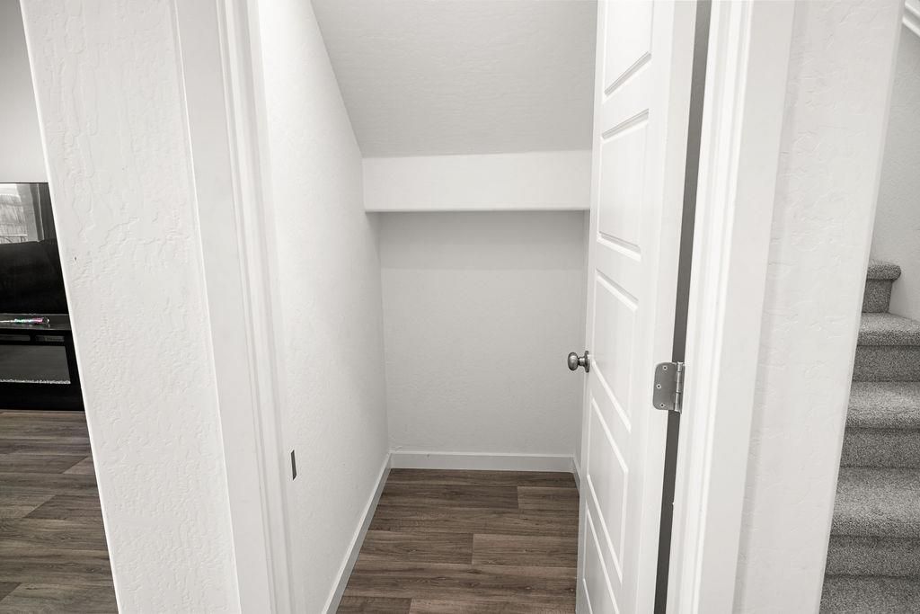 Image 13 of property listing at 3279 Montana Avenue, Clovis, CA 93619