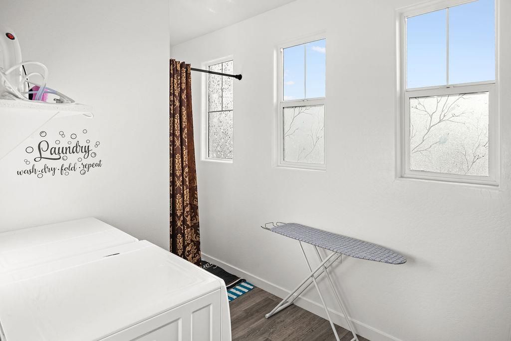 Image 18 of property listing at 3279 Montana Avenue, Clovis, CA 93619