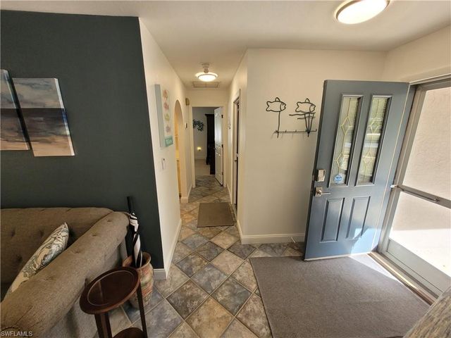 8631 Beacon ST, Fort Myers, FL 33907