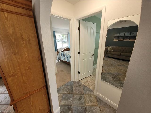 8631 Beacon ST, Fort Myers, FL 33907