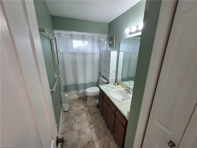 8631 Beacon ST, Fort Myers, FL 33907