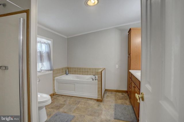 15134 N YOUNG RD, Greencastle, PA 17225
