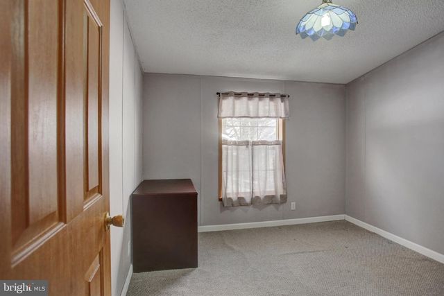 15134 N YOUNG RD, Greencastle, PA 17225