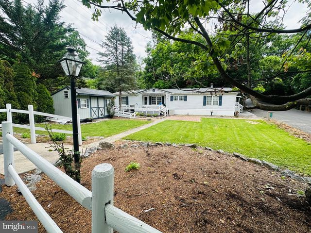 15134 N YOUNG RD, Greencastle, PA 17225