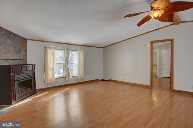 15134 N YOUNG RD, Greencastle, PA 17225