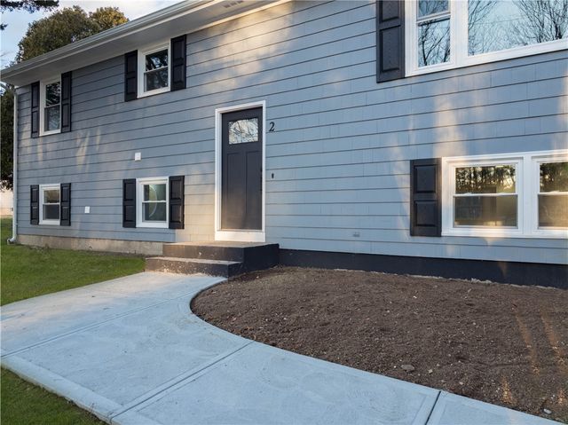 2 Sandalwood Court, Coventry, RI 02816