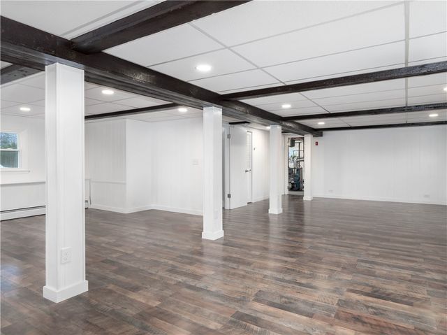 2 Sandalwood Court, Coventry, RI 02816