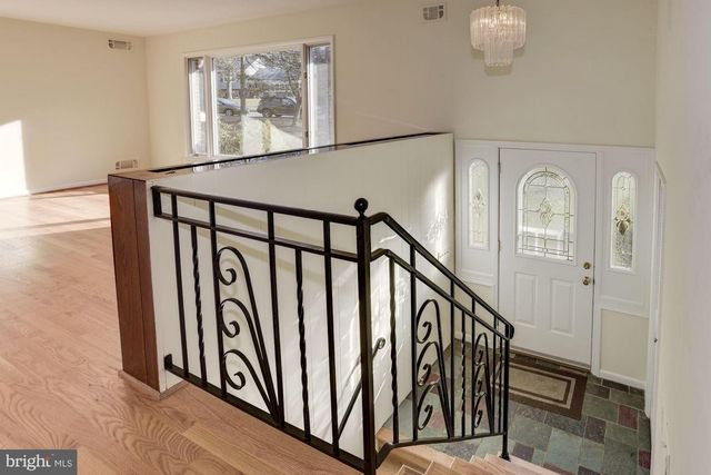 9205 SPRING VALLEY RD, Ellicott City, MD 21043