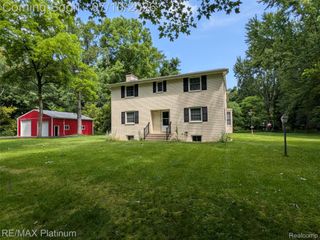 1430 Dauner Road, Fenton, MI 48430