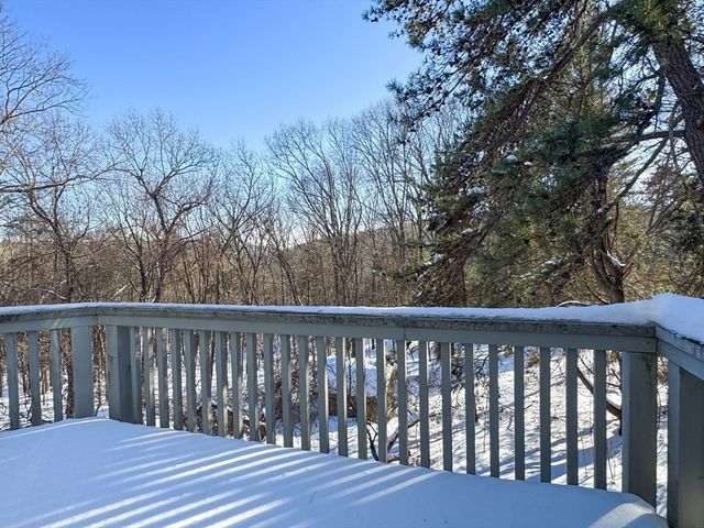 18 Stage Road, Deerfield, MA 01373