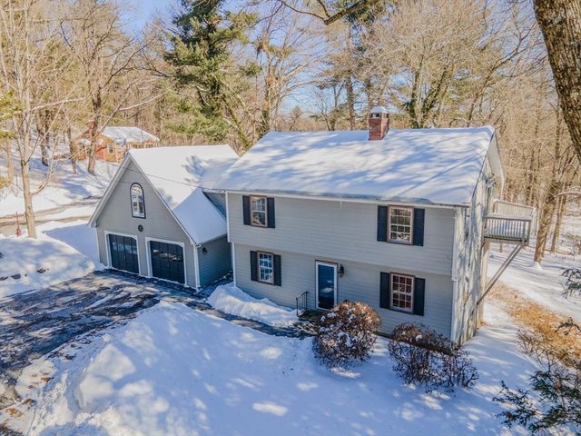 18 Stage Road, Deerfield, MA 01373