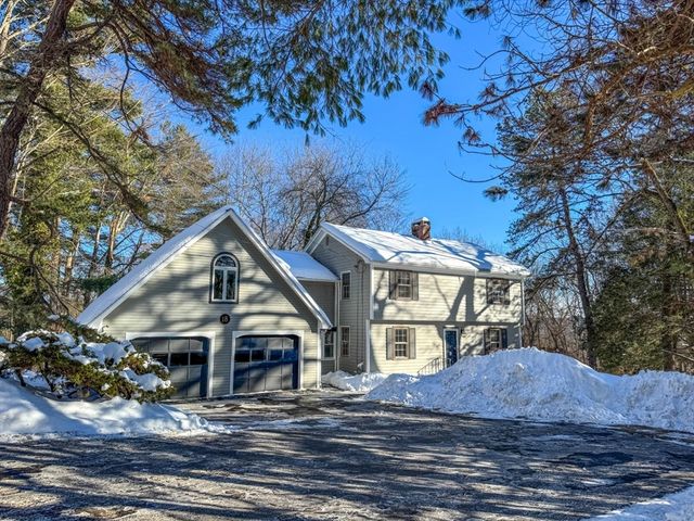 18 Stage Road, Deerfield, MA 01373
