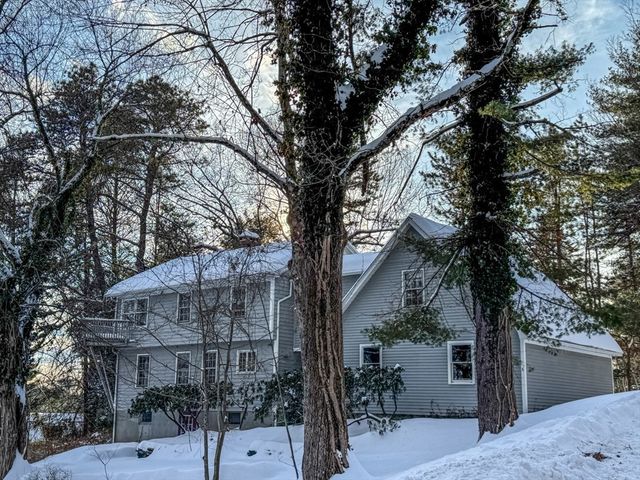 18 Stage Road, Deerfield, MA 01373