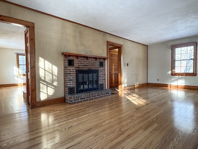 18 Stage Road, Deerfield, MA 01373