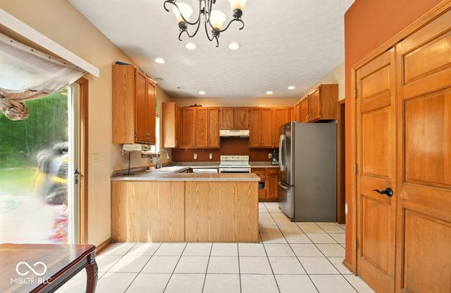 6396 Granny Smith Lane, Avon, IN 46123