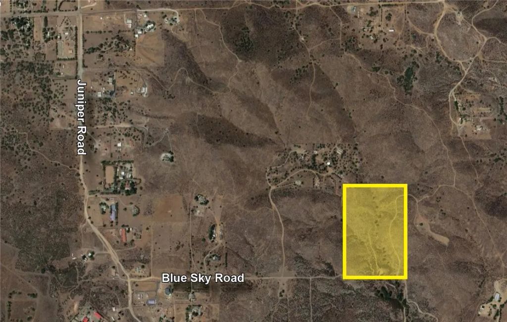 4 Blue Sky Rd, Perris, CA 92570