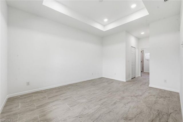 1018 Kent ST E, Lehigh Acres, FL 33971