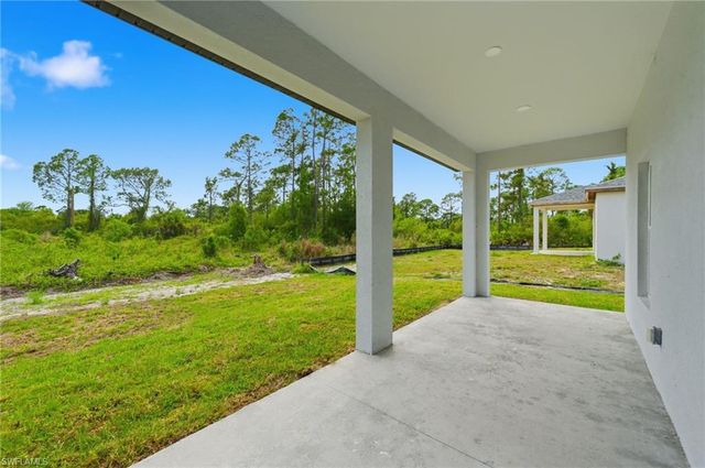 1018 Kent ST E, Lehigh Acres, FL 33971