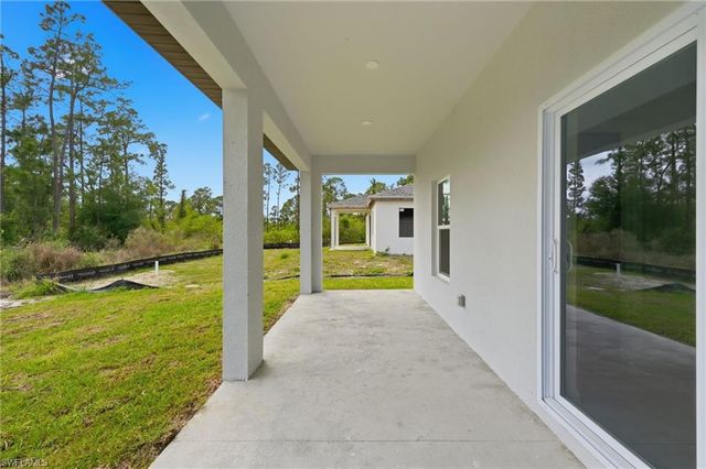 1018 Kent ST E, Lehigh Acres, FL 33971