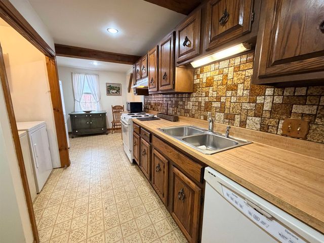 9 Rogers Street, Walpole, NH 03608