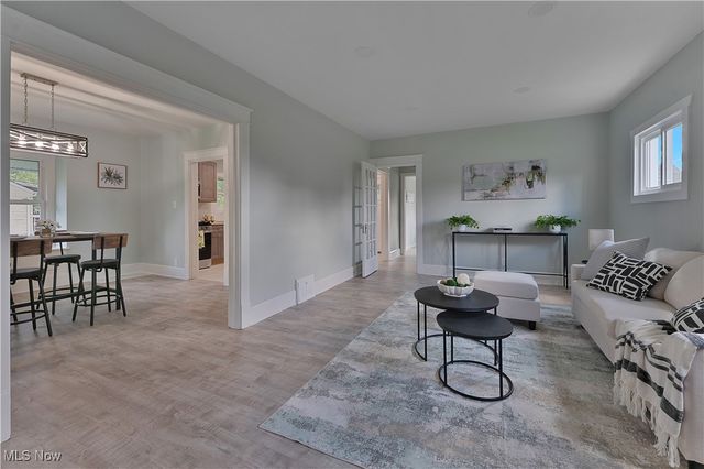 533 12th Street, Campbell, OH 44405