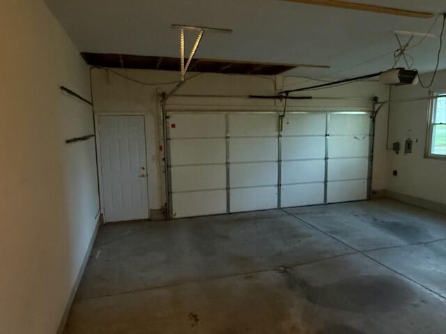 5841 13 Mile Road NE A, Rockford, MI 49341