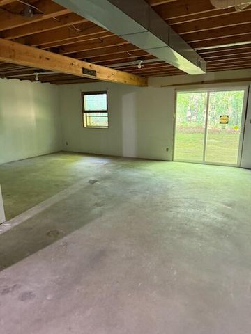5841 13 Mile Road NE A, Rockford, MI 49341