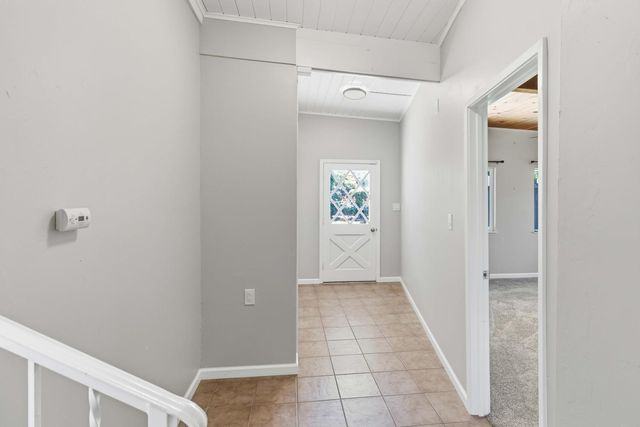 4824 Hazelwood Ave, Carmichael, CA 95608
