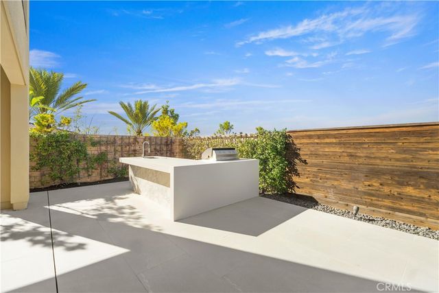 37 Caspian, Lake Forest, CA 92630