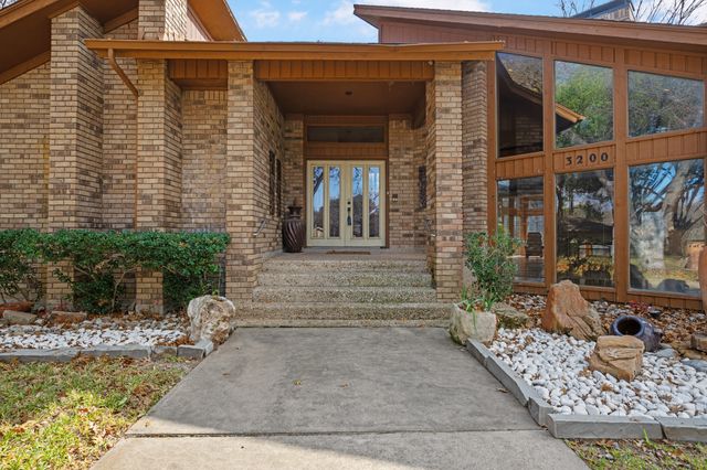 3200 San Paulo Court, Arlington, TX 76012