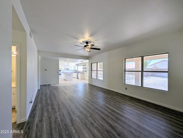 12425 W ENCANTO Boulevard, Avondale, AZ 85392