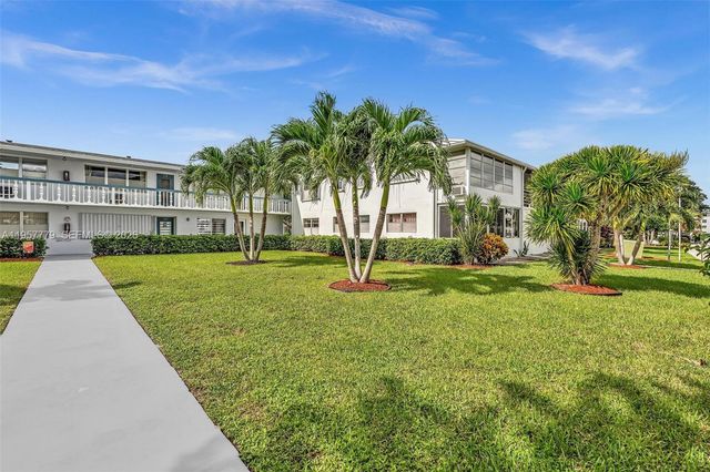 160 Markham H 160, Deerfield Beach, FL 33442