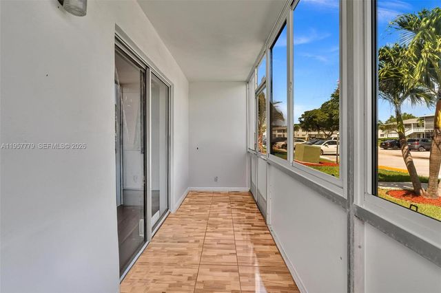 160 Markham H 160, Deerfield Beach, FL 33442